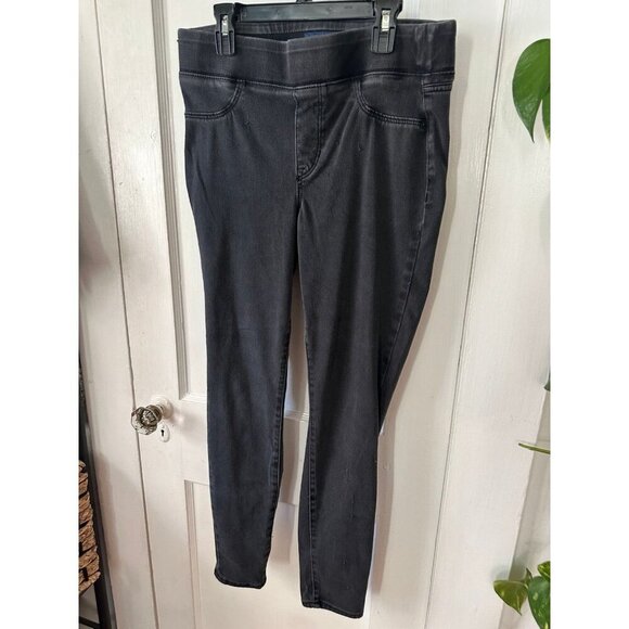Old Navy women’s size 29 (8) black Jeans - Picture 2 of 9
